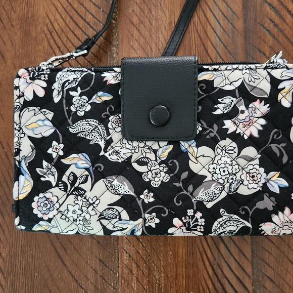 Vera Bradley purse - Picture 3 of 5